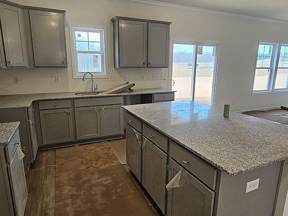 2nd image of 514 Barbican Pl Lot 38