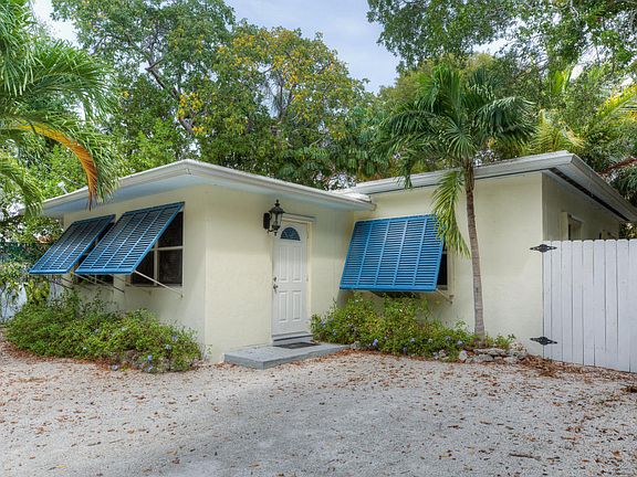 2nd image of 123 Sunrise Dr