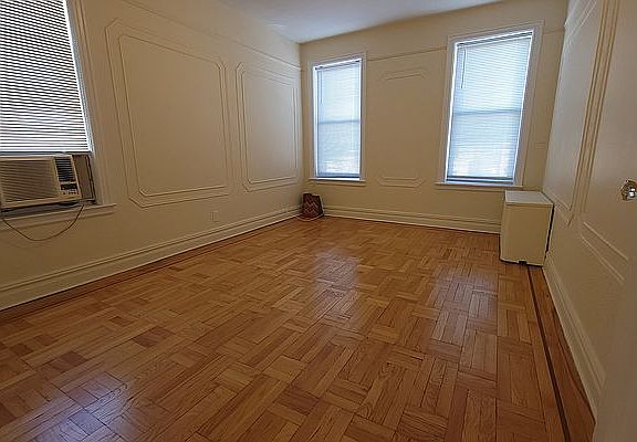 2nd image of 1165 Ovington Ave APT 2R