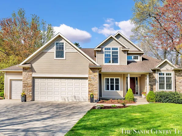 14905 Sandstone Pl, Grand Haven, MI 49417