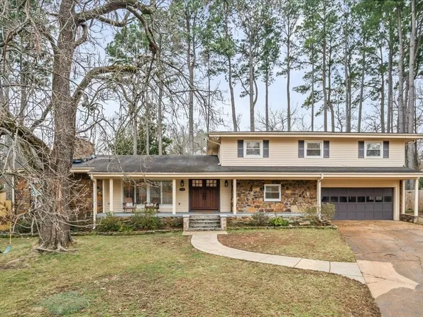 1595 McHenry Cv, Germantown, TN 38138