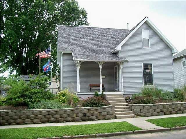 1st image of 407 Binford St