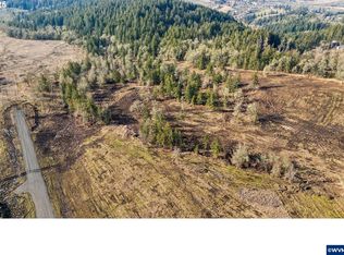 9 Drive, Harrisburg, OR 97446