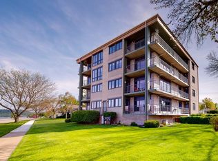 700 S Lakeshore Dr APT 201A, Lake City, MN 55041