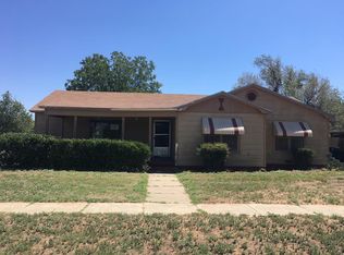 1244 Vine St, Colorado City, TX 79512