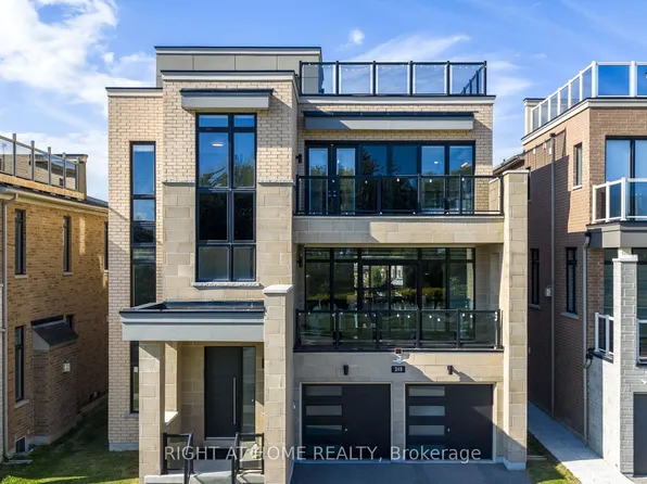 215 Port Darlington Rd, Clarington, ON L1C 3K3