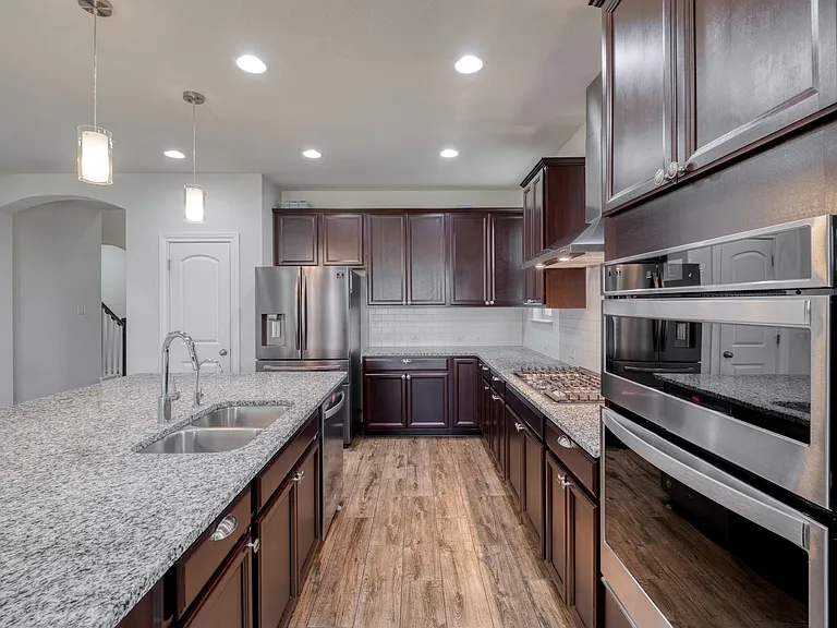 17204 Calipatria Ln — Photo 5