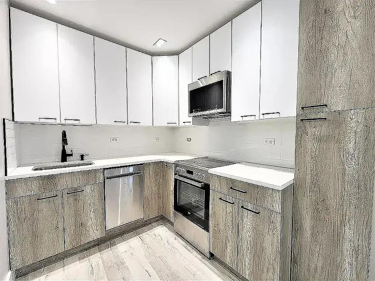 739 6th Ave #2A — Photo 2