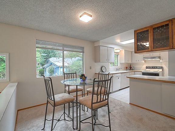 5th image of 19024 18th Ave NE