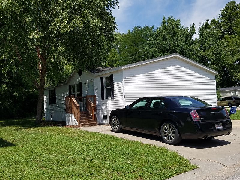 1st image of 409 Osprey Dr