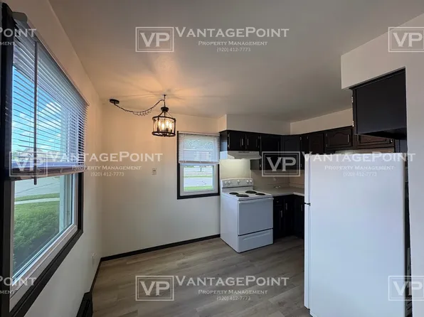 2120 Van Deuren St, Green Bay, WI