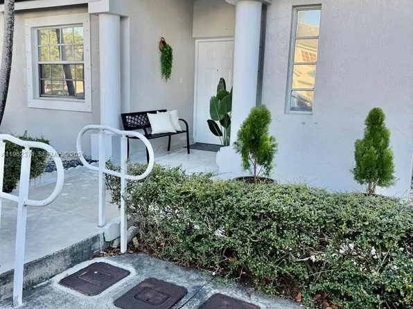 14273 SW 120th Ct #11, Miami, FL 33186