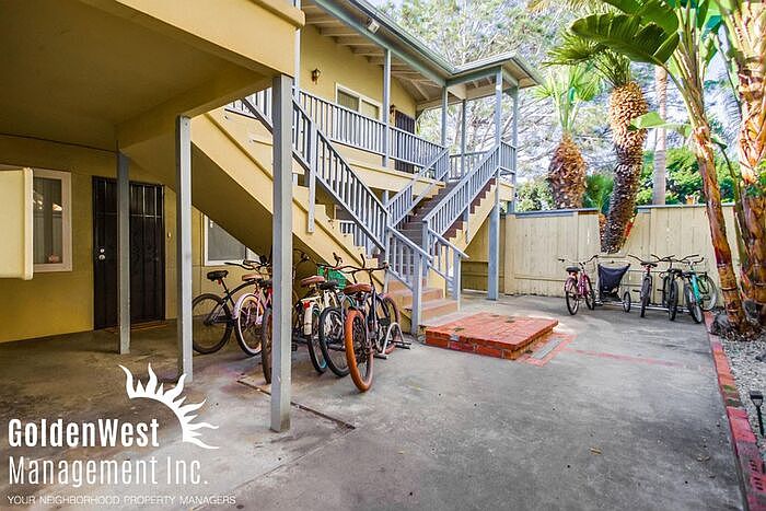 2nd image of 1237 Hornblend St