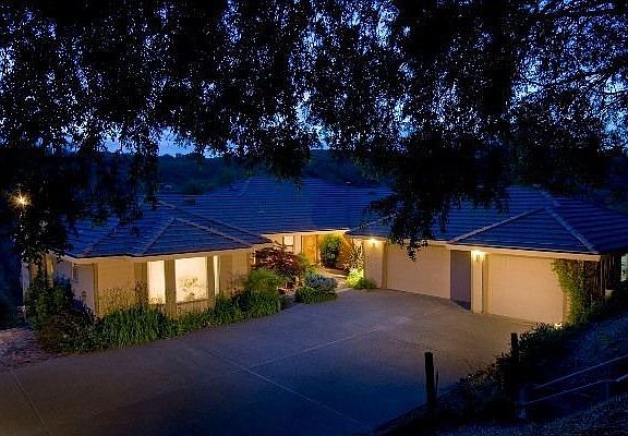 4th image of 1015 Mount Aukum Ct