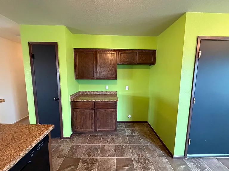 7258 E 36th Pl — Photo 10