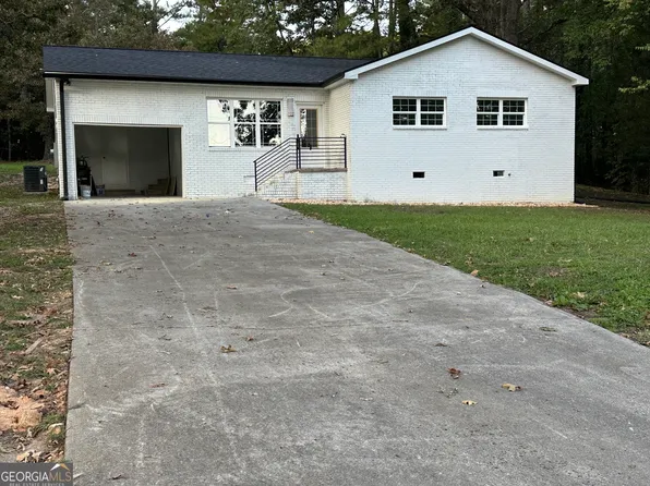 232 Lovebridge Dr SE, Calhoun, GA 30701