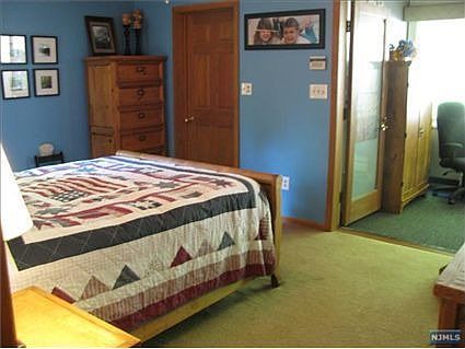 5th image of 6 Grandview Ln