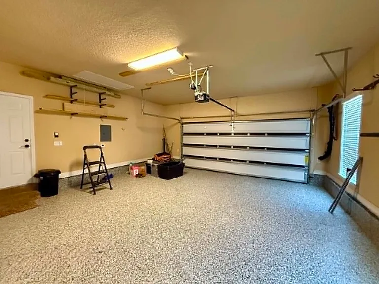 12001 Squirrel Dr — Photo 44