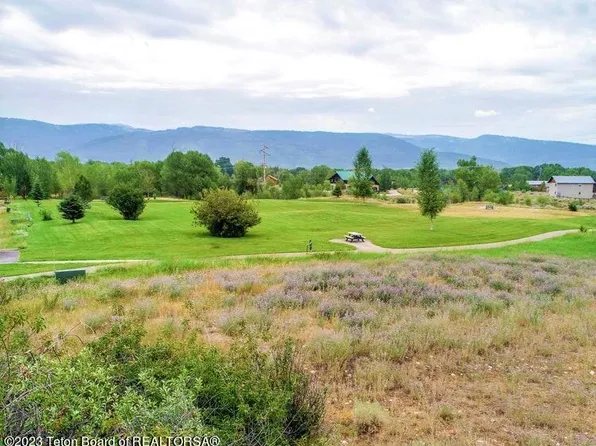 1082 Dusty Trl, Driggs, ID 83422