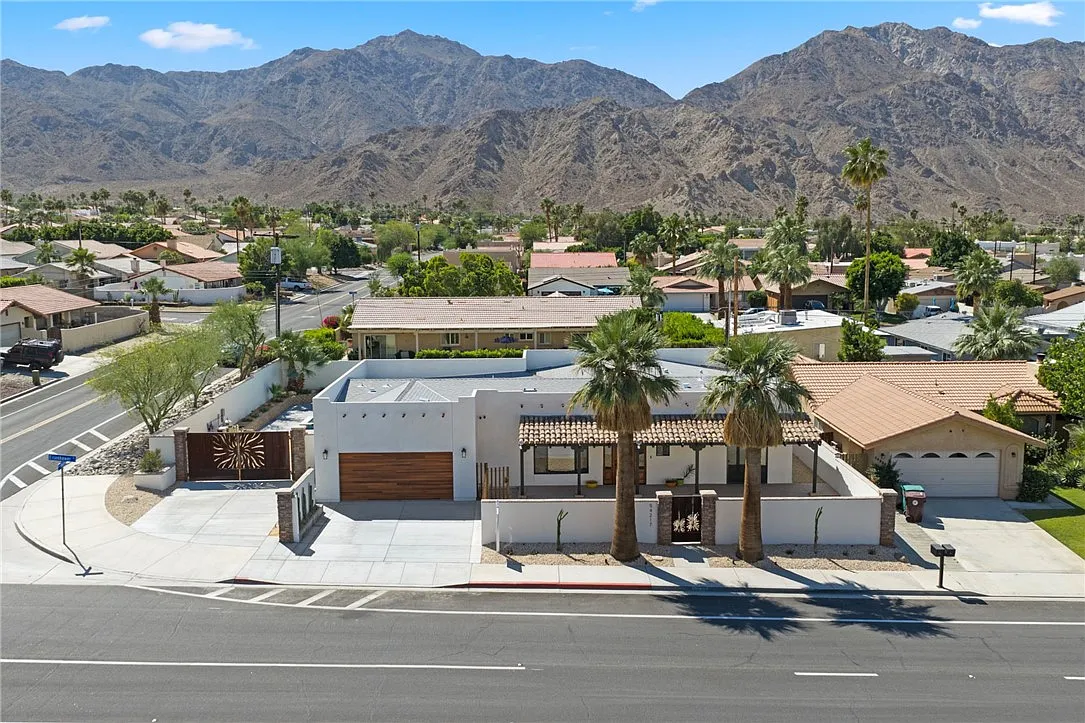 4 bed, 2290 sqft, $7,000 — Photo 2