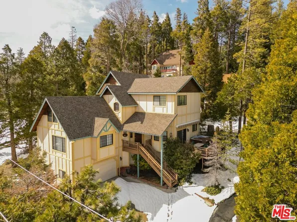 676 Zurich Dr, Lake Arrowhead, CA 92352