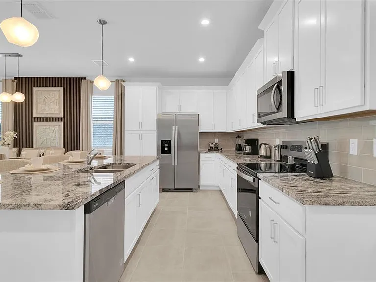 2312 Zaballina Pl — Photo 35