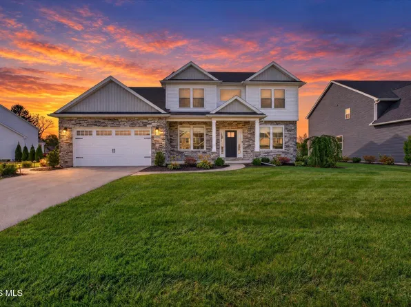 4956 Buckeye Dr, Maumee, OH 43537