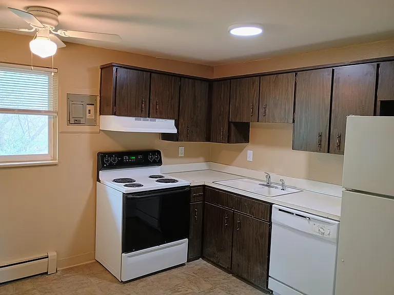 7190 Alegre Cir #2 — Photo 2