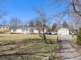 419 Hughes Rd E, Jackson, TN 38305
