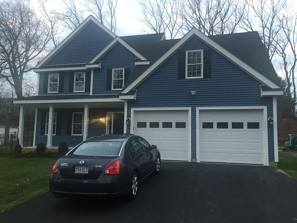 2nd image of 30 Oak St