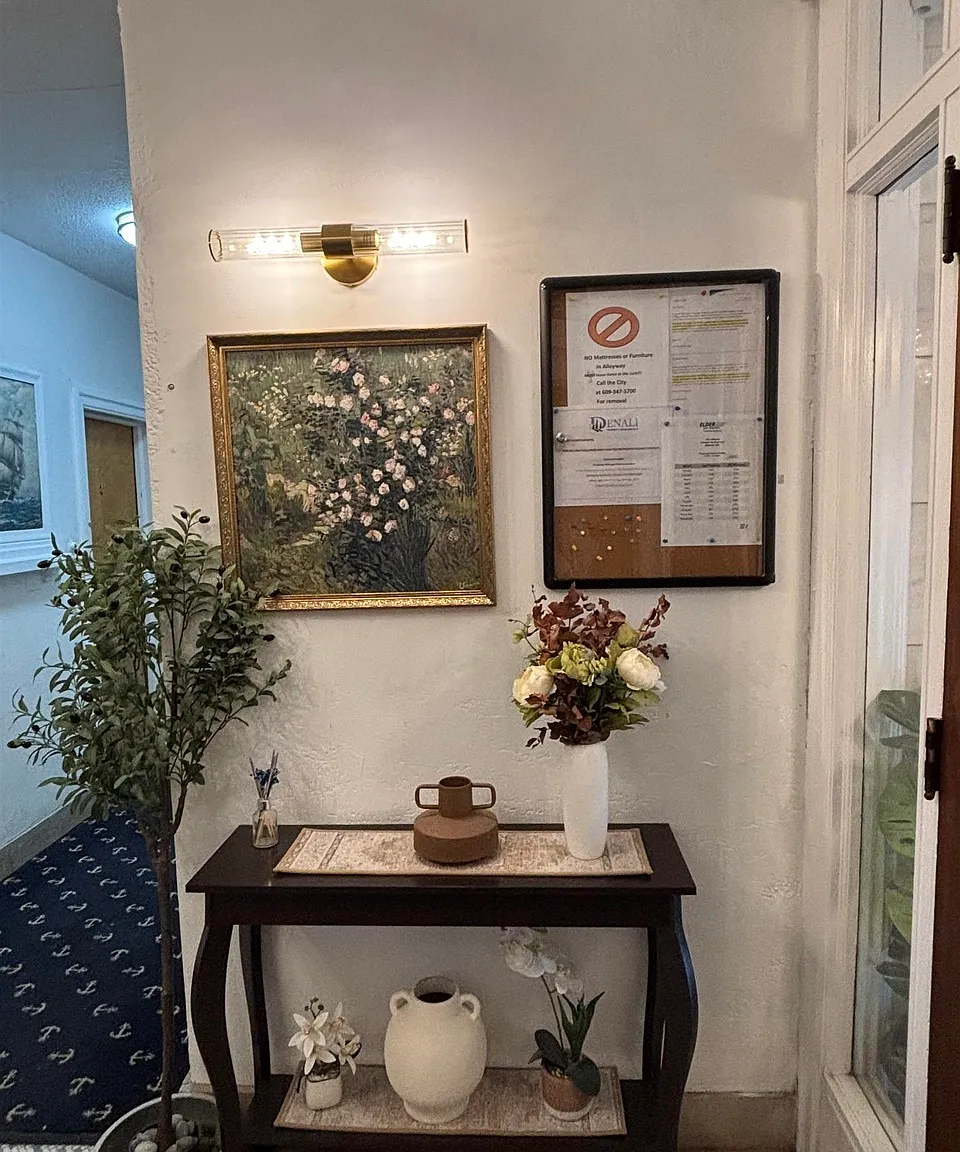 1 bed, 500 sqft, $1,550 — Photo 3