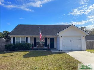 103 Laurel Pointe Dr, Springfield, GA 31329