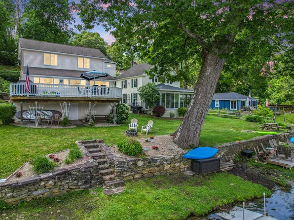 81 Standish Road, Coventry, CT 06238