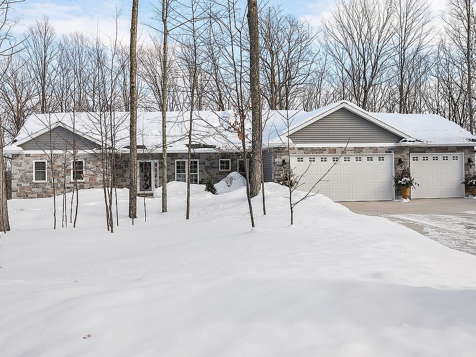 1st image of 7790 Duchess Ln