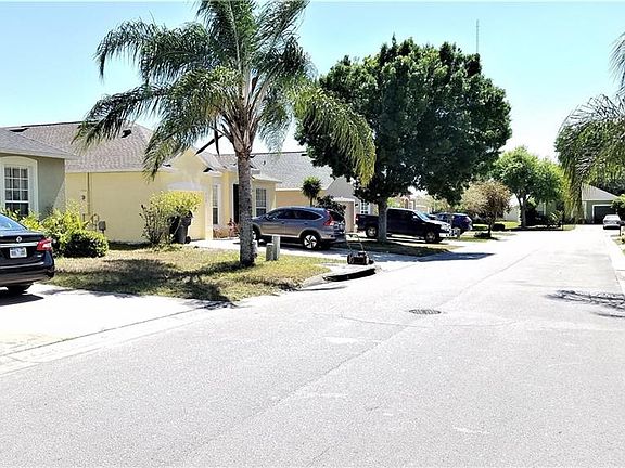 4th image of 701 Madina Cir