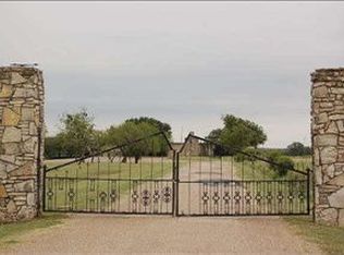 2501 S Nolan River Rd, Cleburne, TX 76033