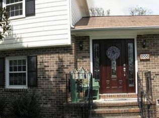 1000 Ayrshire Rd, Colonial Heights, VA 23834