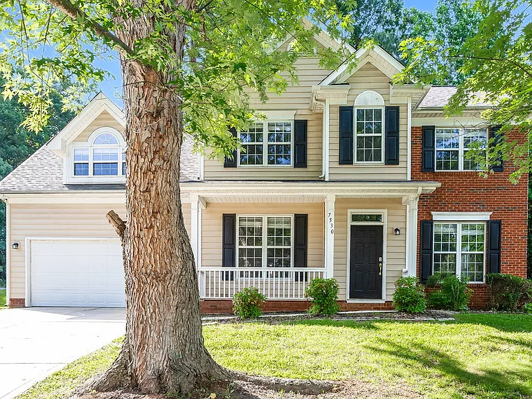 7530 Wilkins Terrace Dr — Photo 1