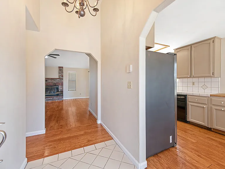 7337 Little Acorn Way — Photo 6