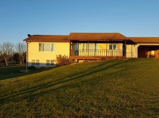 5300 N Dakota Rd, Dakota, IL 61018