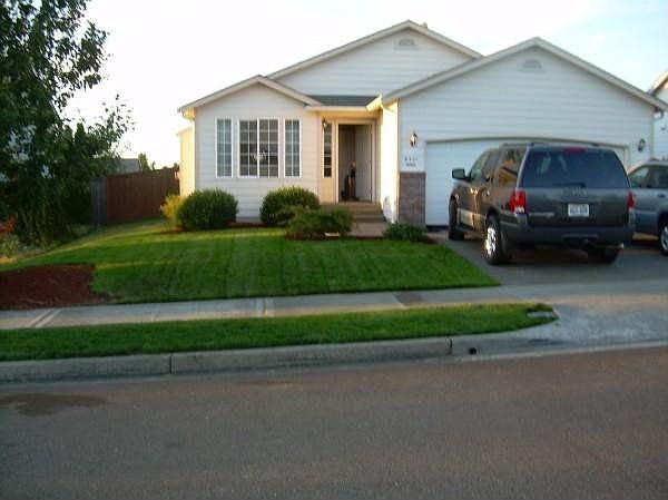 1st image of 3321 49th St NE