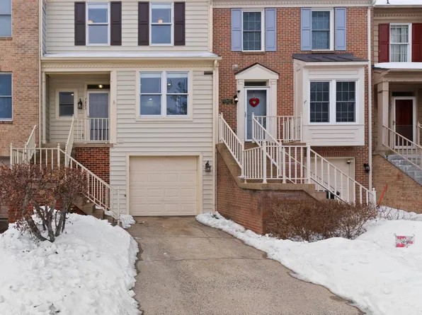 7823 Sabre Ct, Manassas, VA 20109