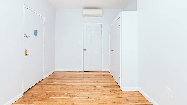 Rented by Nooklyn NYC LLC | media 8