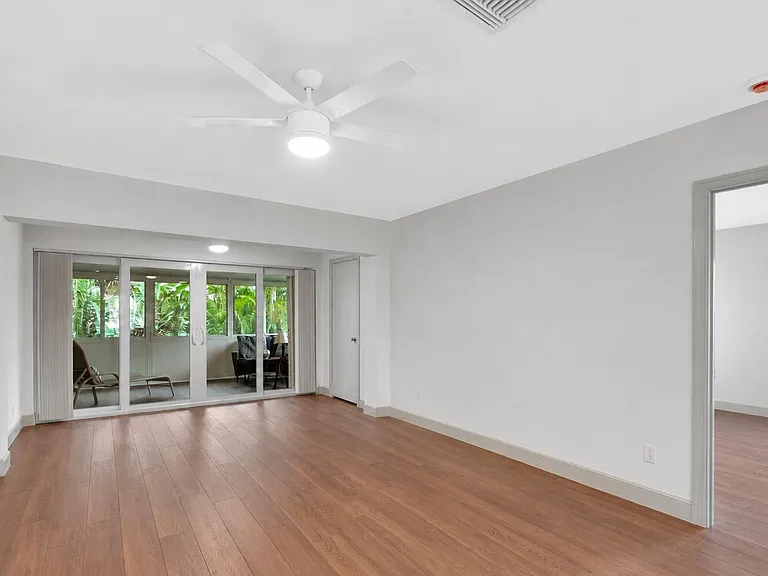 1140 Mahogany Way #204 — Photo 11