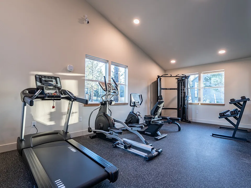 24/7 Fitness Center