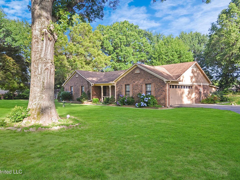 1st image of 3171 Summerhill Dr