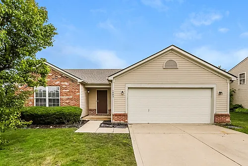 1083 Pine Ridge Way Photo 1