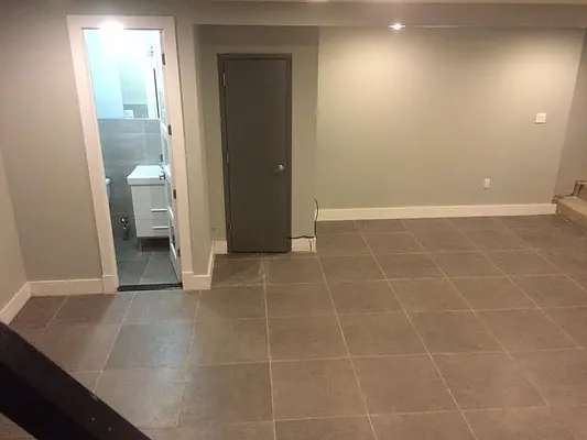 Rented by P Management | media 35