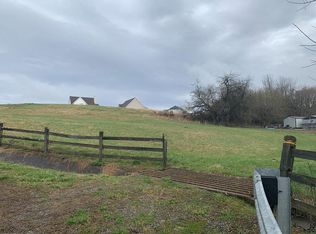 Cedar Ave, Lebanon, VA 24266