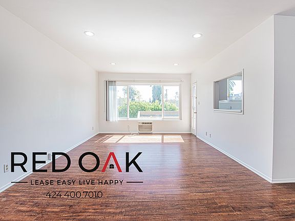 4th image of 812 Westbourne Dr APT 9